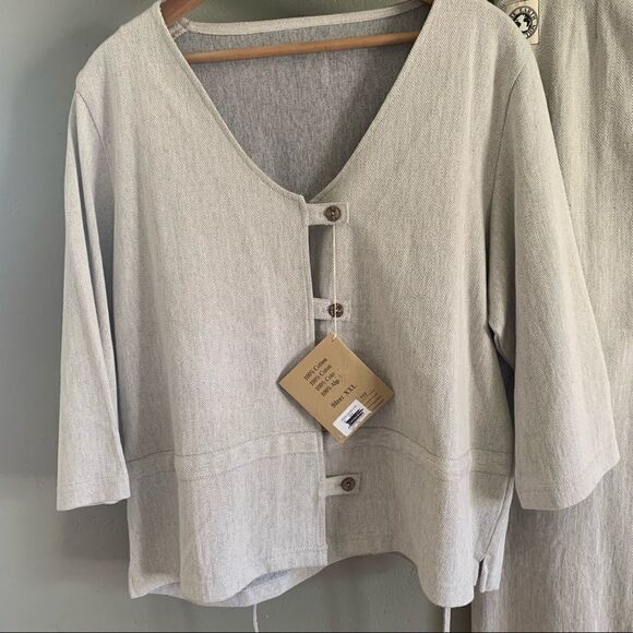 The Earth Collection 2 piece suit skirt - Picture 11 of 13